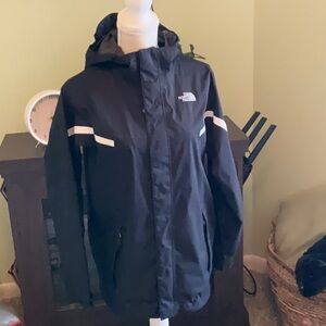 The North Face Boys Size Large Hyvent Hooded Lightweight Jacket, Great Condition